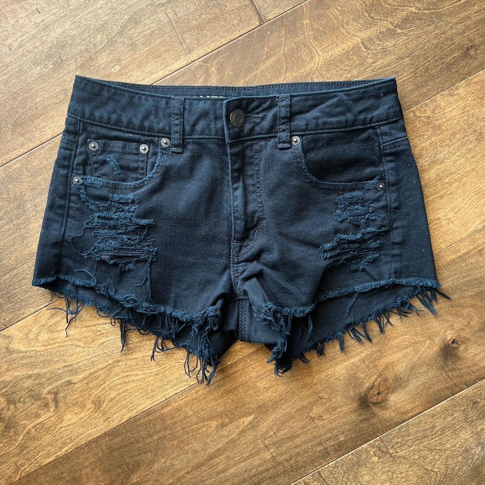 American Eagle Mid-Rise Jean Short